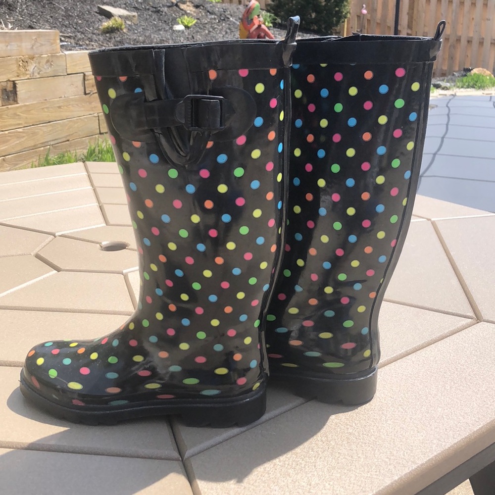Rain boots